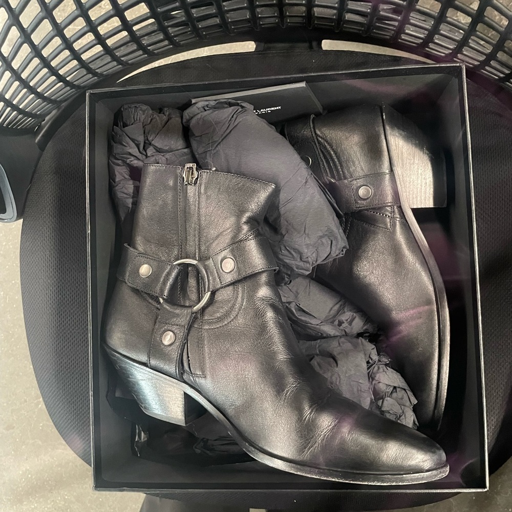 Saint Laurent Calfskin Wyatt Boots Retail $1100